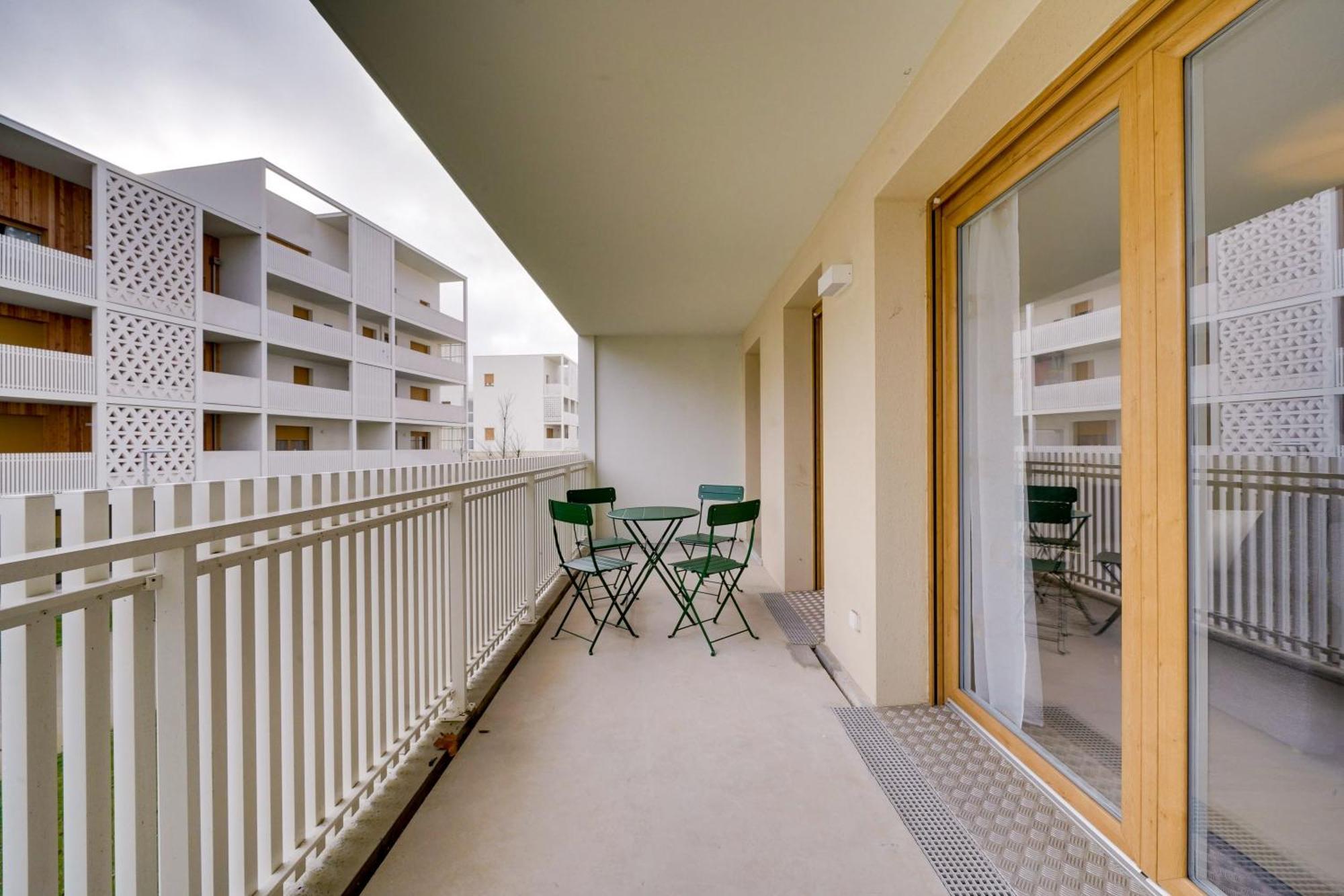 L'Arboresens - Appt Avec Terrasse Et Parking Мериньяк Екстер'єр фото